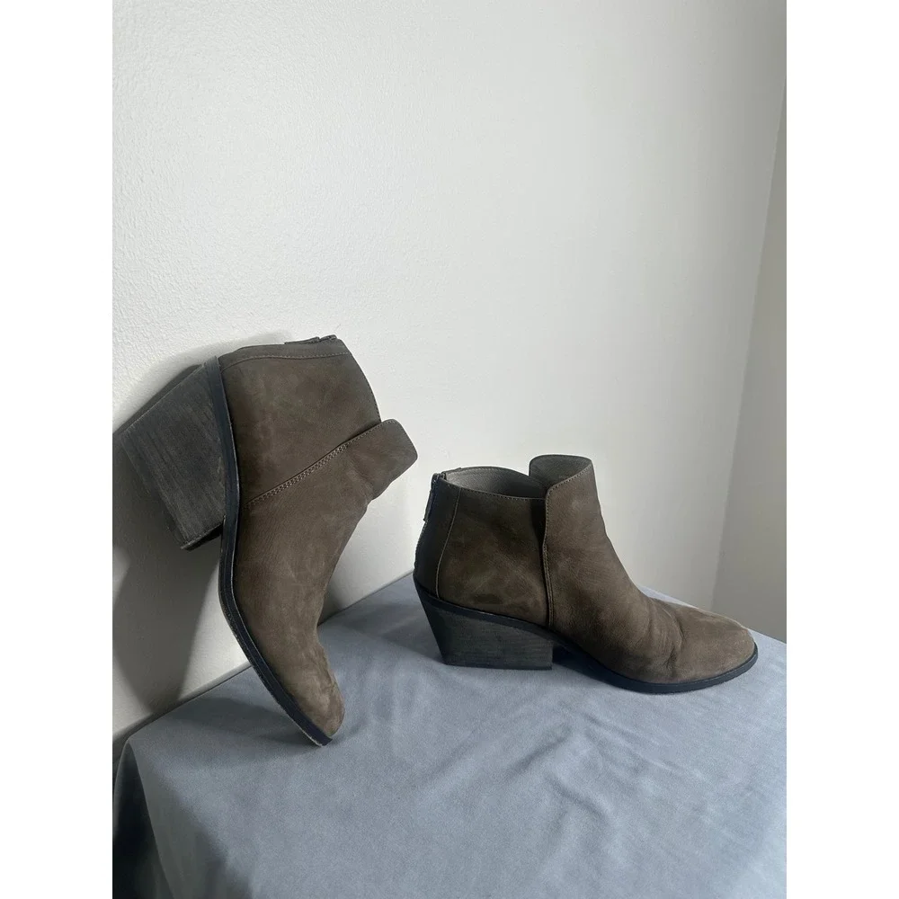 Eileen Fisher Women Taupe Leather Pointed Toe Ankle Booties Block Heel Size 9.5